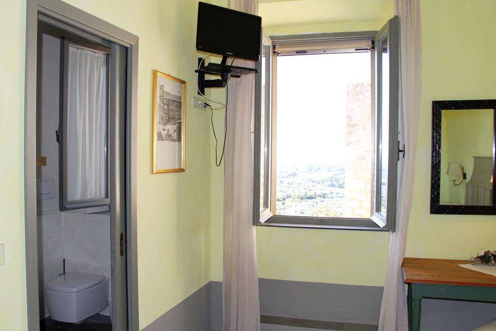 Locanda Delle Mura Anna De Croy Magliano in Toscana Exterior photo