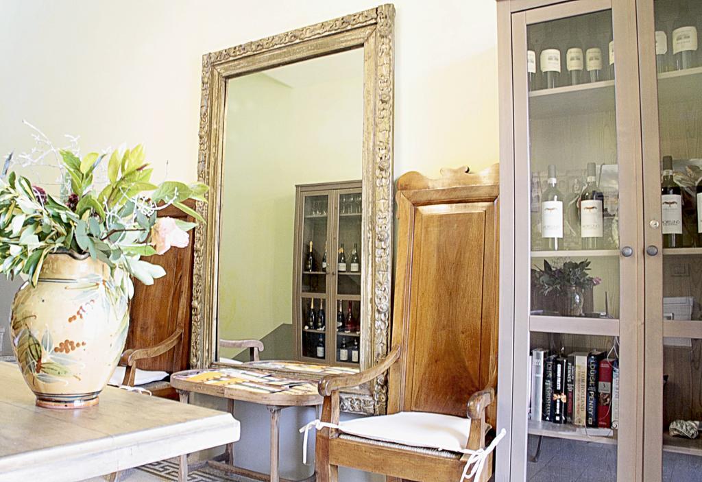 Locanda Delle Mura Anna De Croy Magliano in Toscana Exterior photo