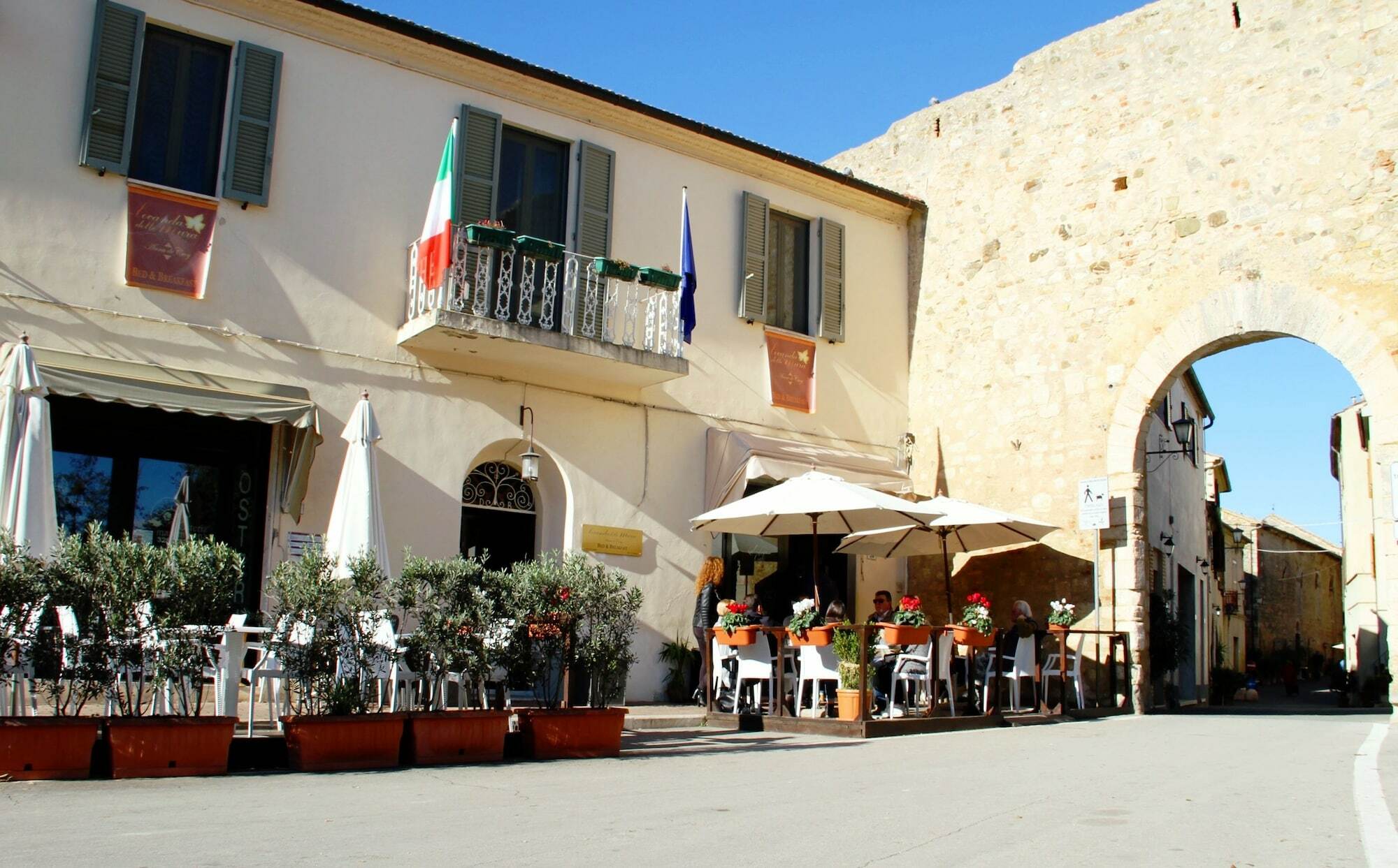 Locanda Delle Mura Anna De Croy Magliano in Toscana Exterior photo